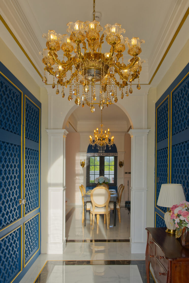 House lobby, looking towards dining area